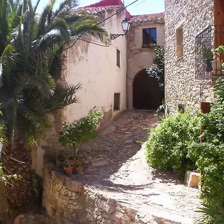 El Planet De Maella: Jacuzzi Retreat Near Peñíscola And Morella Holiday home