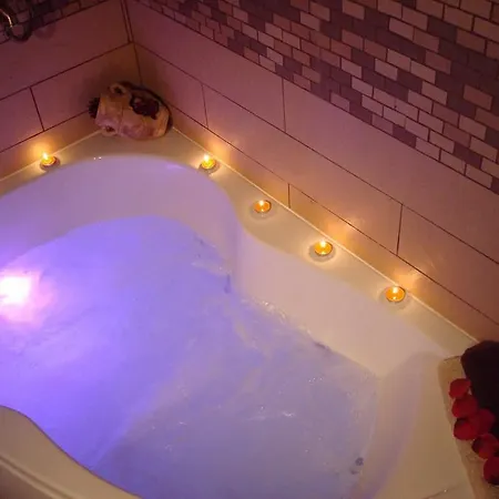 Con Jacuzzi En Castellón Сasa de vacaciones *